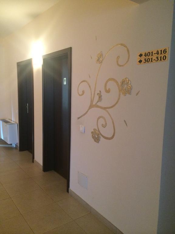 Hotel Fiama Otelu Rosu Zewnętrze zdjęcie